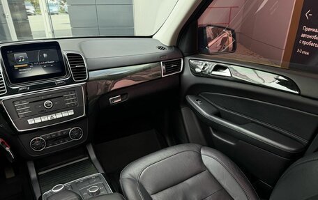 Mercedes-Benz GLS, 2018 год, 4 590 000 рублей, 23 фотография