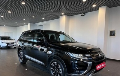 Mitsubishi Outlander III рестайлинг 3, 2021 год, 2 840 000 рублей, 1 фотография