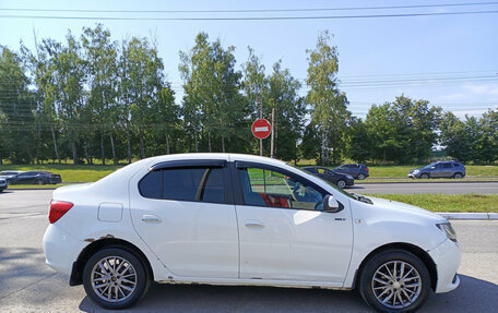 Renault Logan II, 2018 год, 697 000 рублей, 5 фотография