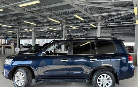 Toyota Land Cruiser 200, 2017 год, 6 445 000 рублей, 6 фотография