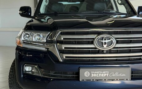 Toyota Land Cruiser 200, 2017 год, 6 445 000 рублей, 4 фотография