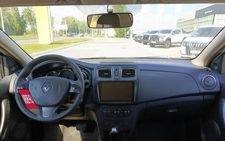Renault Logan II, 2018 год, 697 000 рублей, 17 фотография