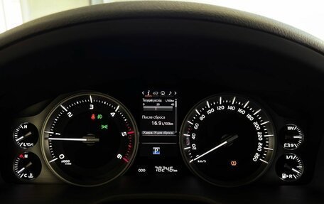 Toyota Land Cruiser 200, 2017 год, 6 445 000 рублей, 26 фотография