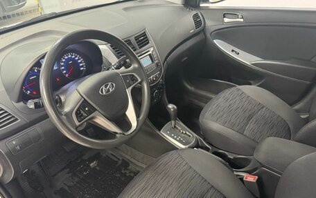 Hyundai Solaris II рестайлинг, 2015 год, 990 000 рублей, 12 фотография
