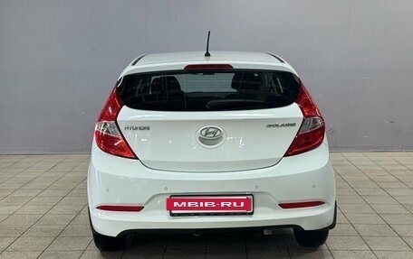 Hyundai Solaris II рестайлинг, 2015 год, 990 000 рублей, 6 фотография
