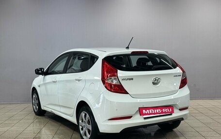 Hyundai Solaris II рестайлинг, 2015 год, 990 000 рублей, 7 фотография