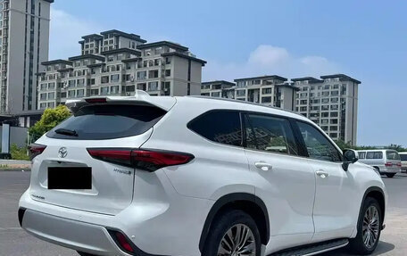 Toyota Highlander, 2025 год, 6 270 000 рублей, 5 фотография
