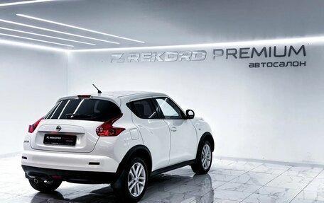Nissan Juke II, 2013 год, 1 200 000 рублей, 24 фотография