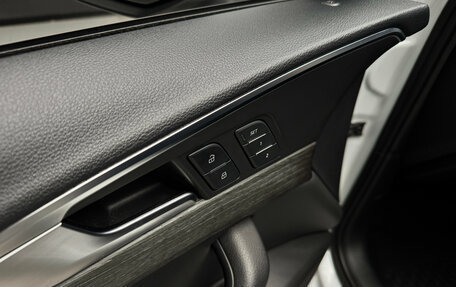Audi A4, 2019 год, 3 290 000 рублей, 14 фотография