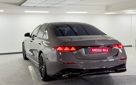 Mercedes-Benz S-Класс, 2026 год, 27 900 000 рублей, 11 фотография