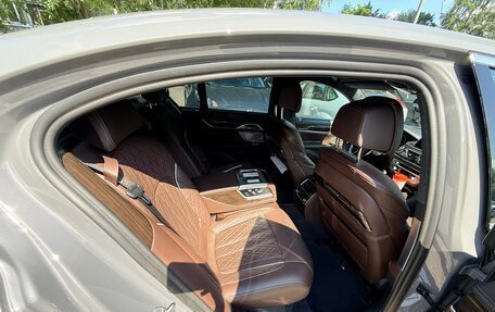 BMW 7 серия, 2022 год, 7 888 000 рублей, 14 фотография