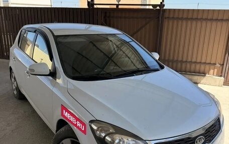 KIA cee'd I рестайлинг, 2011 год, 1 050 000 рублей, 2 фотография