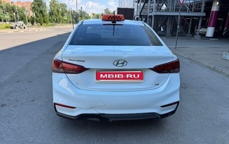 Hyundai Solaris II рестайлинг, 2017 год, 560 000 рублей, 15 фотография