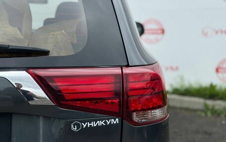 Mitsubishi Outlander III рестайлинг 3, 2015 год, 1 699 000 рублей, 16 фотография