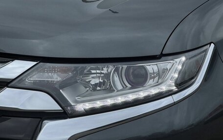 Mitsubishi Outlander III рестайлинг 3, 2015 год, 1 699 000 рублей, 11 фотография