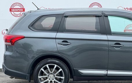 Mitsubishi Outlander III рестайлинг 3, 2015 год, 1 699 000 рублей, 17 фотография