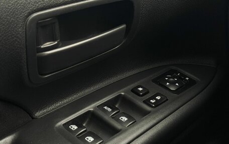 Mitsubishi Outlander III рестайлинг 3, 2015 год, 1 699 000 рублей, 28 фотография
