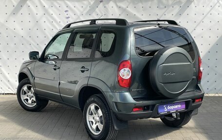 Chevrolet Niva I рестайлинг, 2018 год, 900 000 рублей, 5 фотография