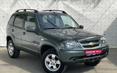 Chevrolet Niva I рестайлинг, 2018 год, 900 000 рублей, 2 фотография