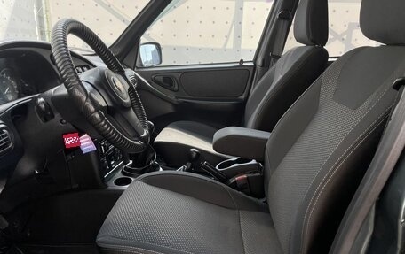Chevrolet Niva I рестайлинг, 2018 год, 900 000 рублей, 11 фотография