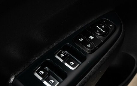 KIA Rio IV, 2019 год, 1 390 000 рублей, 15 фотография