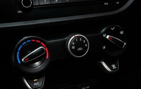 KIA Rio IV, 2019 год, 1 390 000 рублей, 11 фотография