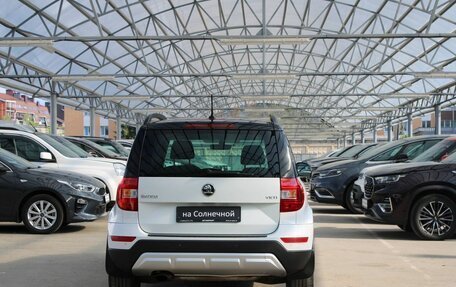 Skoda Yeti I рестайлинг, 2017 год, 1 340 000 рублей, 4 фотография