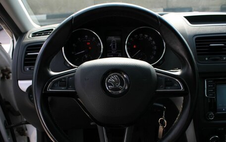 Skoda Yeti I рестайлинг, 2017 год, 1 340 000 рублей, 13 фотография