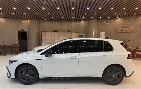 Volkswagen Golf VIII, 2023 год, 1 968 000 рублей, 2 фотография