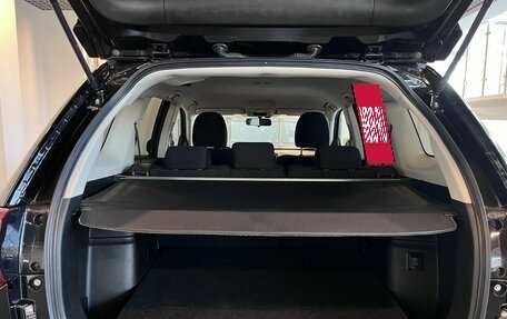 Mitsubishi Outlander III рестайлинг 3, 2021 год, 2 840 000 рублей, 16 фотография