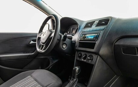 Volkswagen Polo VI (EU Market), 2020 год, 1 428 000 рублей, 29 фотография