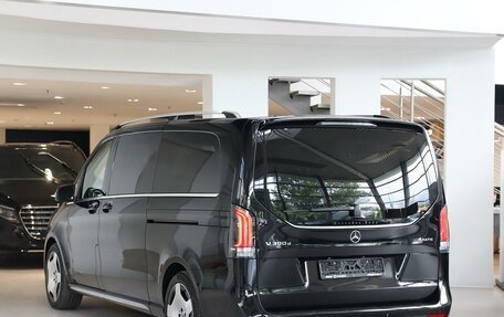 Mercedes-Benz V-Класс, 2026 год, 13 700 000 рублей, 4 фотография