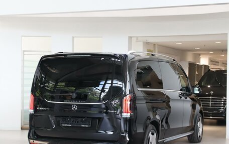 Mercedes-Benz V-Класс, 2026 год, 13 700 000 рублей, 5 фотография