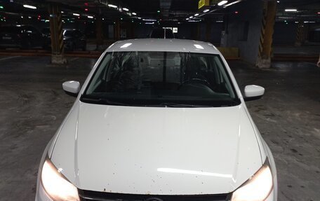 Volkswagen Polo VI (EU Market), 2017 год, 1 050 000 рублей, 1 фотография
