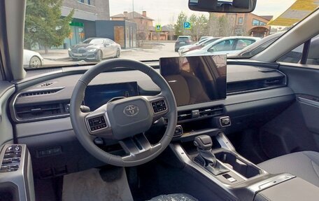 Toyota RAV4, 2026 год, 4 090 000 рублей, 9 фотография