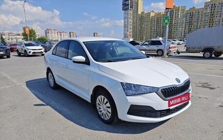 Skoda Rapid II, 2021 год, 1 679 000 рублей, 4 фотография