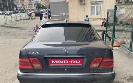 Mercedes-Benz E-Класс, 1999 год, 535 000 рублей, 3 фотография