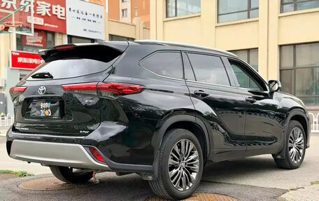 Toyota Highlander, 2026 год, 6 440 000 рублей, 5 фотография