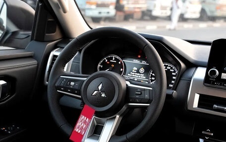 Mitsubishi L200, 2026 год, 4 100 000 рублей, 13 фотография