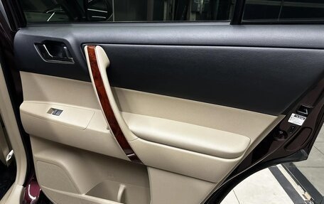 Toyota Highlander III, 2011 год, 2 990 000 рублей, 21 фотография