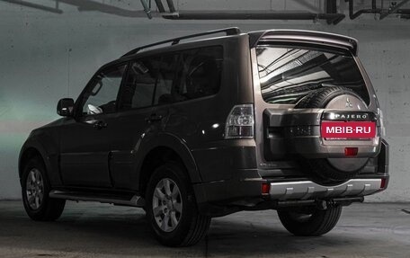 Mitsubishi Pajero IV, 2014 год, 2 350 000 рублей, 8 фотография