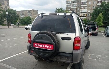Jeep Cherokee, 2004 год, 680 000 рублей, 4 фотография