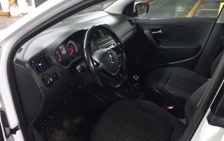Volkswagen Polo VI (EU Market), 2017 год, 1 050 000 рублей, 12 фотография