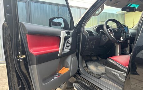 Toyota Land Cruiser Prado 150 рестайлинг 2, 2012 год, 3 200 000 рублей, 7 фотография