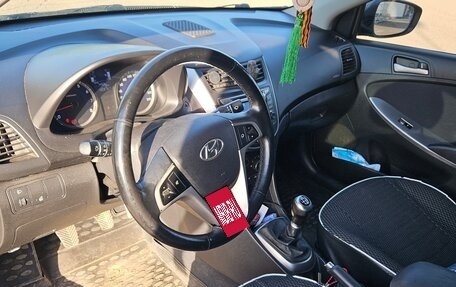 Hyundai Solaris II рестайлинг, 2015 год, 890 000 рублей, 8 фотография