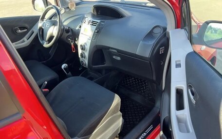 Toyota Yaris III рестайлинг, 2008 год, 545 000 рублей, 7 фотография