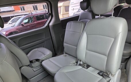 Hyundai Grand Starex Grand Starex I рестайлинг 2, 2015 год, 2 200 000 рублей, 9 фотография