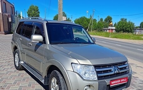 Mitsubishi Pajero IV, 2007 год, 1 350 000 рублей, 1 фотография