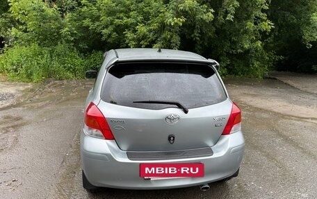 Toyota Yaris III рестайлинг, 2008 год, 650 000 рублей, 4 фотография