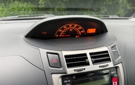 Toyota Yaris III рестайлинг, 2008 год, 650 000 рублей, 11 фотография